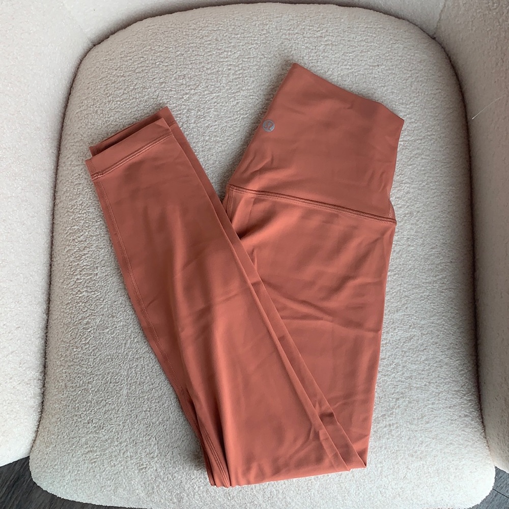Lululemon Align 25”